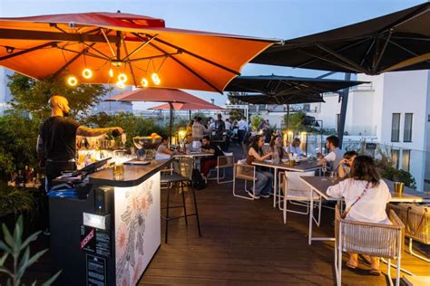 Rooftop Bars & Restaurants in Paris: Where to Dine with a View – Earth Trekkers