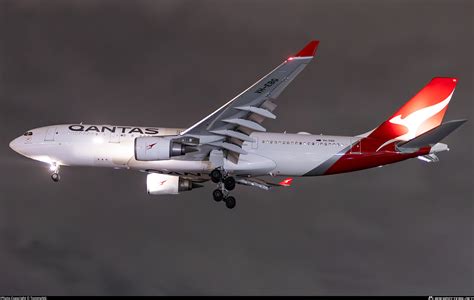 VH EBG Qantas Airbus A330 203 Photo By TommyNG ID 1491741