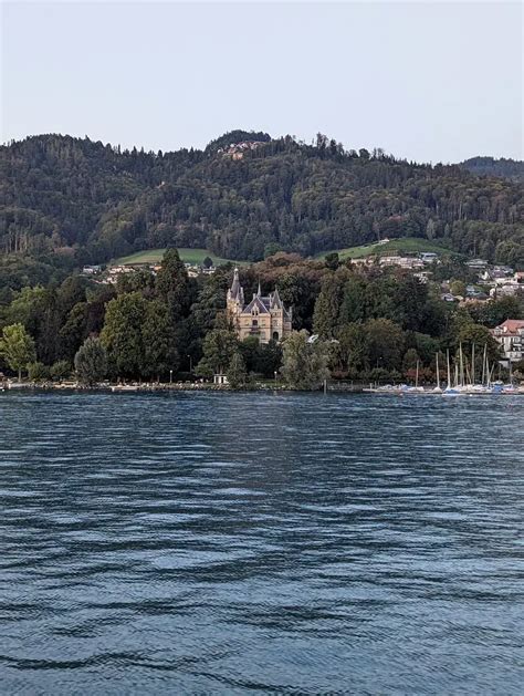 Thunersee Schlösser: 5 Mal Burgromantik mit Seeblick