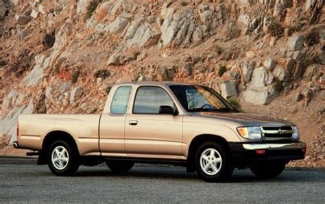 Used 2000 Toyota Tacoma Extended Cab Pricing Features Edmunds