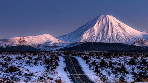 Desert Road Mount Ngauruhoe Winter Sunrise | New Zealand Landscape ...