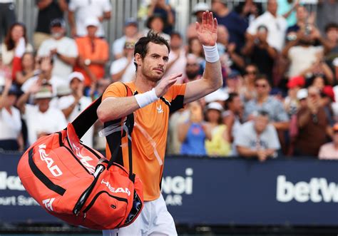 Andy Murray Revient Sur Le Terrain D Entra Nement Apr S Avoir Confirm