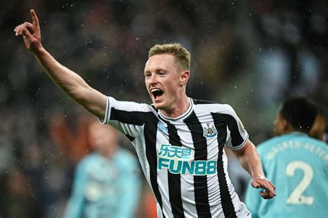 Sean Longstaff wprowadza Newcastle do finału Carabao Cup Flashscore pl