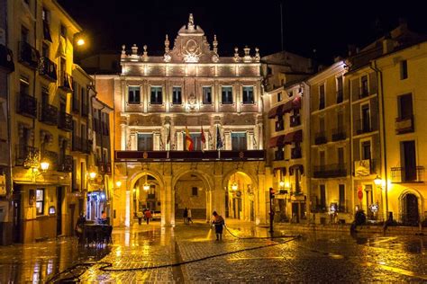 Free Tour Nocturno Por Cuenca Reserva Online En Civitatis