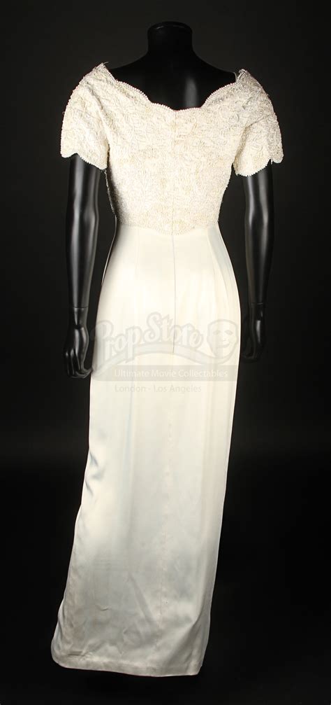 Carries (Andie MacDowell) Wedding Dress | Prop Store - Ultimate Movie ...