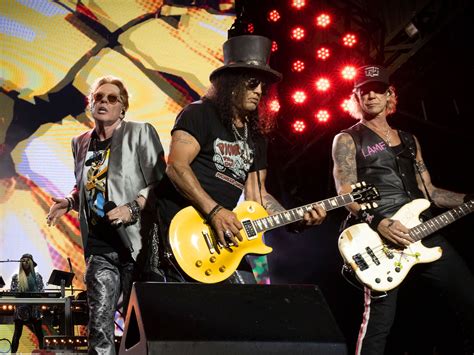 A Guide to the Iconic Band Members of Guns N' Roses 8