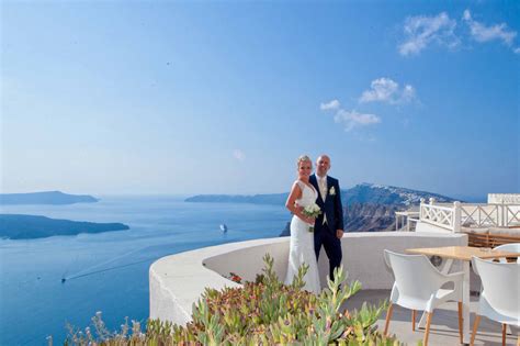 Weddings in Santorini Greece