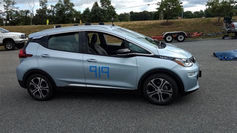 Chevy Bolt EV electric car does many things: autocrossing is one