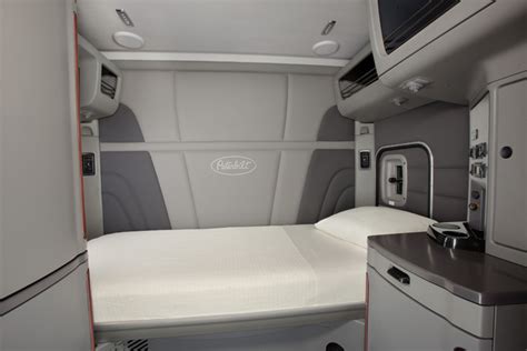 Semi Truck Interior Sleeper