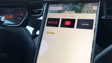 Youtube Netflix Et Karaok En Voiture On A Test La V De Tesla