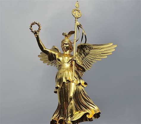 nice deusa grega da vitoria