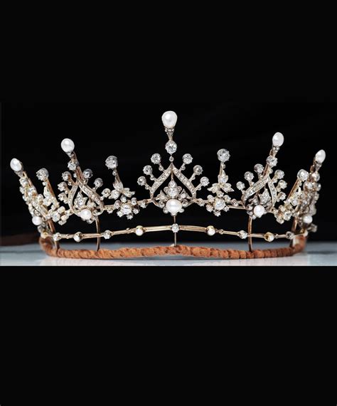 Silver And Gold Tiara C1880 With Natural Pearls And Diamonds With