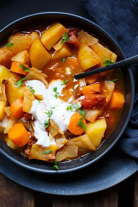 Omas Kartoffelsuppe mit Würstchen einfach Kochkarussell