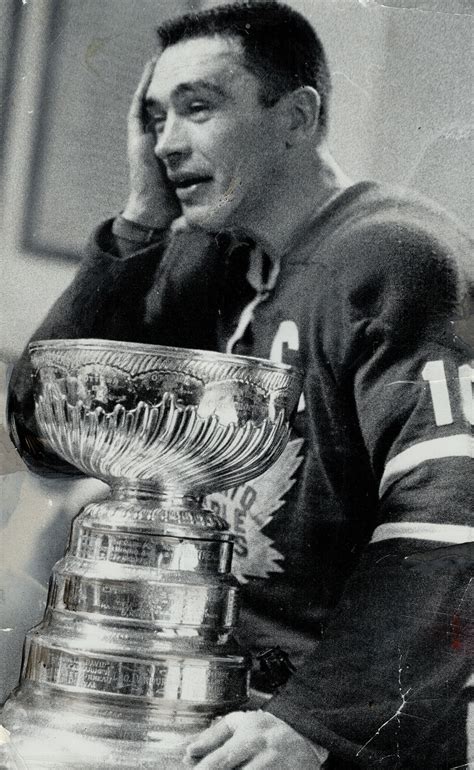 George Armstrong Who Led Toronto To 4 Stanley Cup Titles Dies At 90 The New York Times