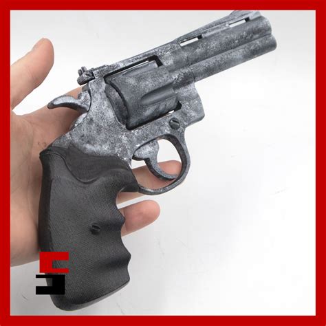 STL file Revolver Snub Nose Prop Gun Pistol fake training gun 👃・3D printing idea to download・Cults