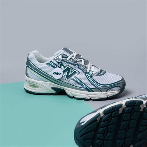 Jual New Balance 740 V2 White Marsh Green - 807GARAGE