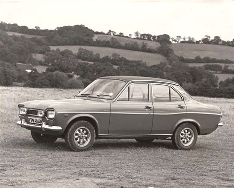 Ford Escort Mk1 1300e Press Photo Ptw 464 N My Classic Cars