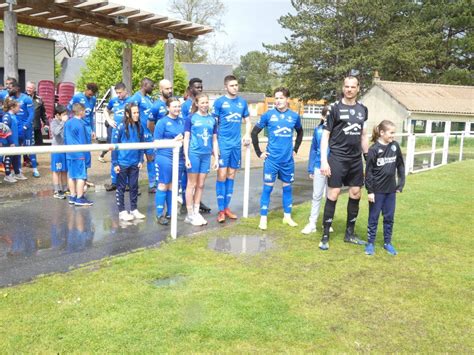 Album Victoire Photo N Club Football As Bayard Saumur Footeo