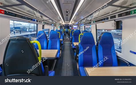 2 British Rail Class 331 Bilder, Stockfotos und Vektorgrafiken ...