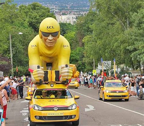 LCL Caravane Publicitaire Du Tour De France 2016 Guide Automobiles