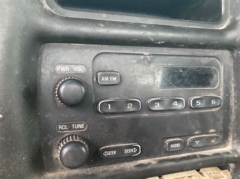 Chevrolet C5500 A V Equipment Radio For Sale