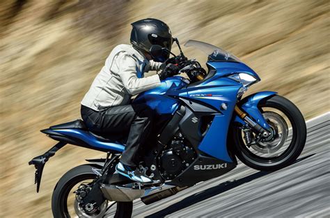 Suzuki Gsx S F In Action Cpu Hunter