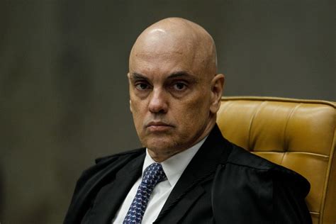 CNJ arquiva pedido para investigar auxiliares de Moraes Política cbn