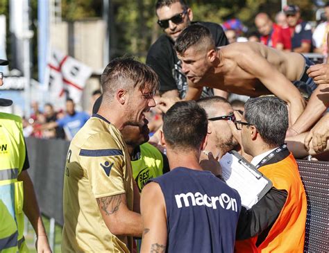 Cagliari Da Marted Pomeriggio Testa Al Genoa Calcio Casteddu