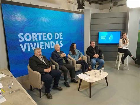 Se Sortearon M S Viviendas Para Familias De La Pampa Lareforma Ar