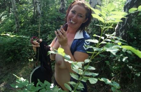 Busty UK Amateur Juicey Janey Gets Naked After A Walk In A Forest