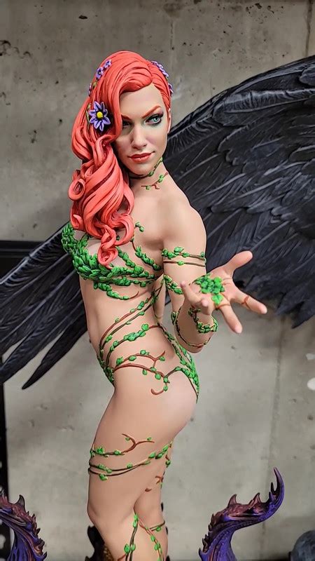 New Poison Ivy Premium Format Page Statue Forum