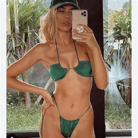 Sommer Swim Emerald Green Bikini Top Size S Never Worn Depop