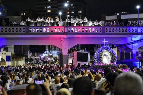 Festa da Penha ruas de Vitória e Vila Velha lotadas na Romaria dos Homens