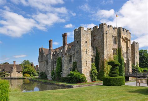 Hever Castle: Tudor Day Trips From London. - The Tudor Travel Guide