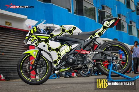 Modifikasi Striping Suzuki Gsx R Putih Livery The Maniac Andrea