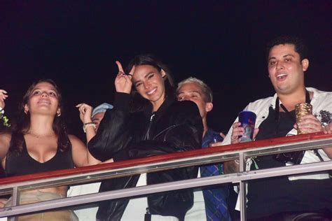 Foto Bruna Marquezine Irritou Os Chamados Vip Es Em Rea Reservada