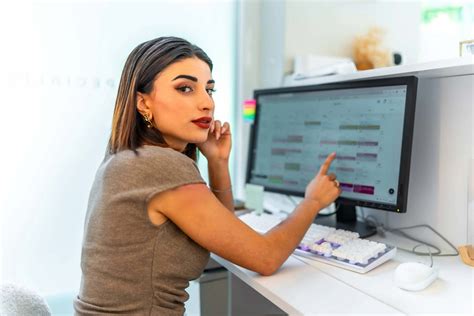 9 Growth Analytics Strategies for Boosting Salon Efficiency - HighLift Ai
