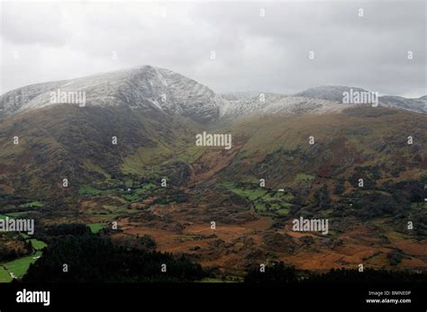 The Show Covered Summit Plateau Of Hungry Hill Caha Mountains Near