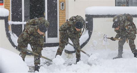 Met Éireann Extends Status Red Warning As Beast From The East Brings