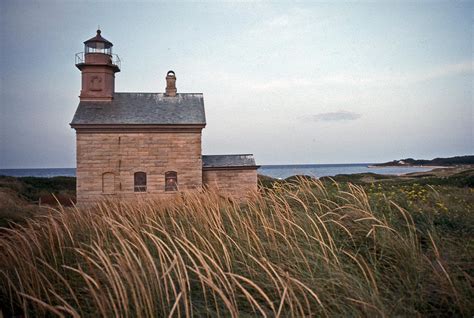 Block Island North West Lighthouse Photograph By Skip Willits