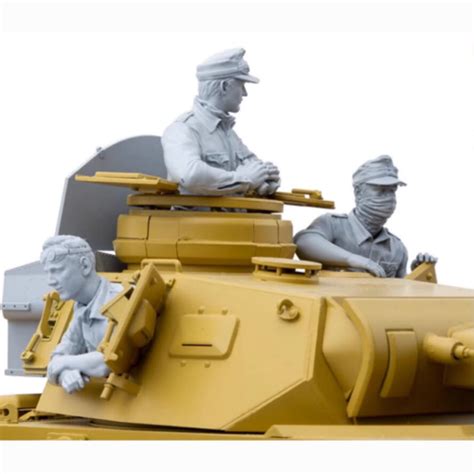 Resin German Dak Tank Crews Set Figures Unassembled Unpainted