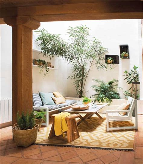 24 ideas de decoración de patios pequeños para disfrutarlos a tope