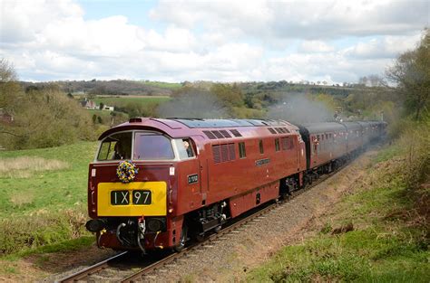 D1062 Western Courier Departs Arley Class 52 D1062 West… Flickr