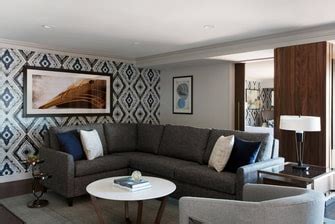 Boston Hotel Suites - Family-Friendly Hotel | Boston Marriott Long Wharf