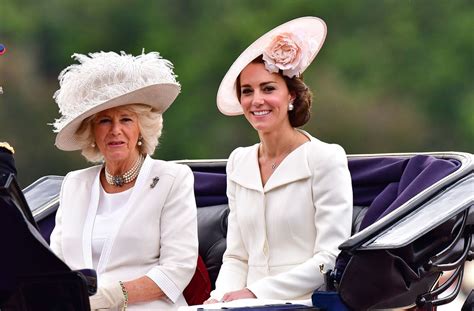 Kate Middletons First Curtsy To Queen Camilla Caught On Camera See