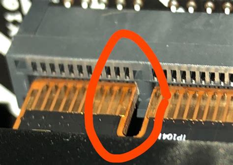 GPU cant be aligned with Pcie slot : r/PcBuildHelp