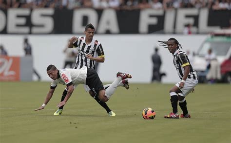 Corinthians X Santos 27 10 2013 Esporte Fotografia Folha De S Paulo