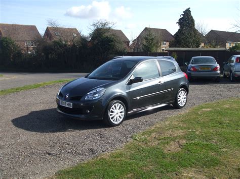 Renault Clio 1 2 TCE Dynamique SX 07 Reg Sold Ymark Vehicle Services