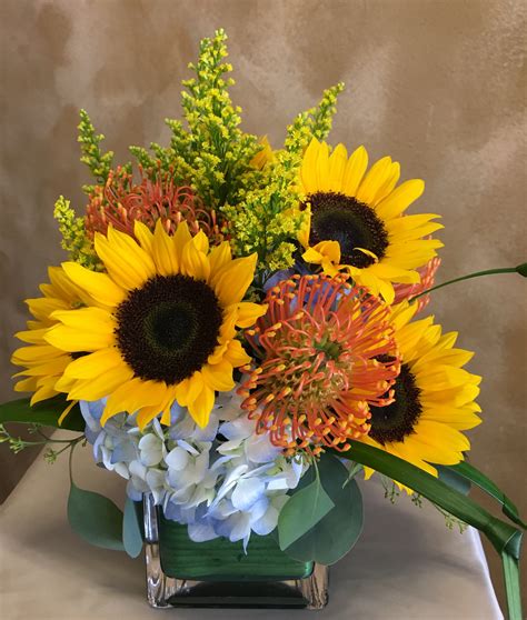 Golden Sunshine Bouquet in Fort Myers, FL | Ruth Messmer Florist