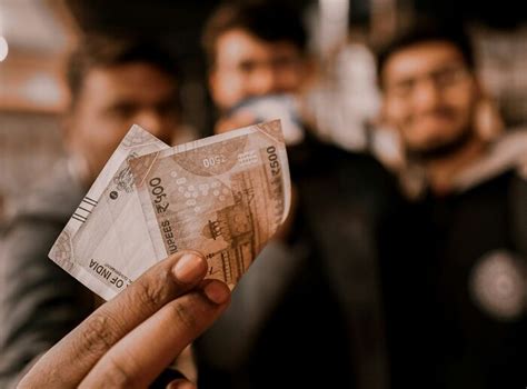 30 People Share How They Would Let Everyone Know They Won The Lottery ...